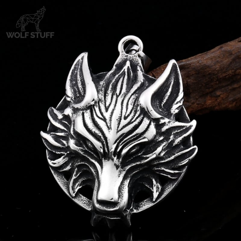 Final Fantasy 7 Wolf Necklace