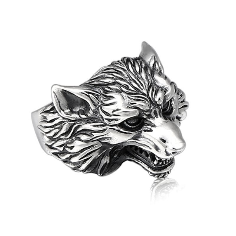 Gothic Wolf Ring