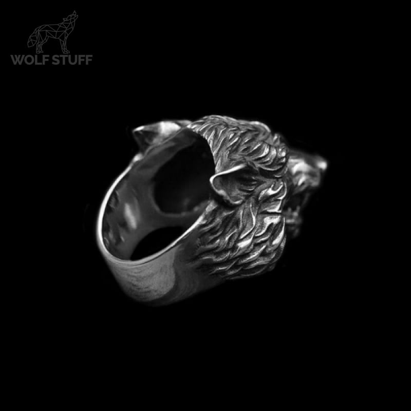 Gothic Wolf Ring