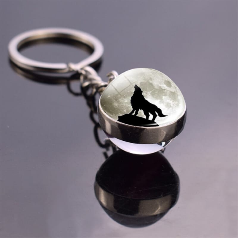 Howling Wolf Keychain