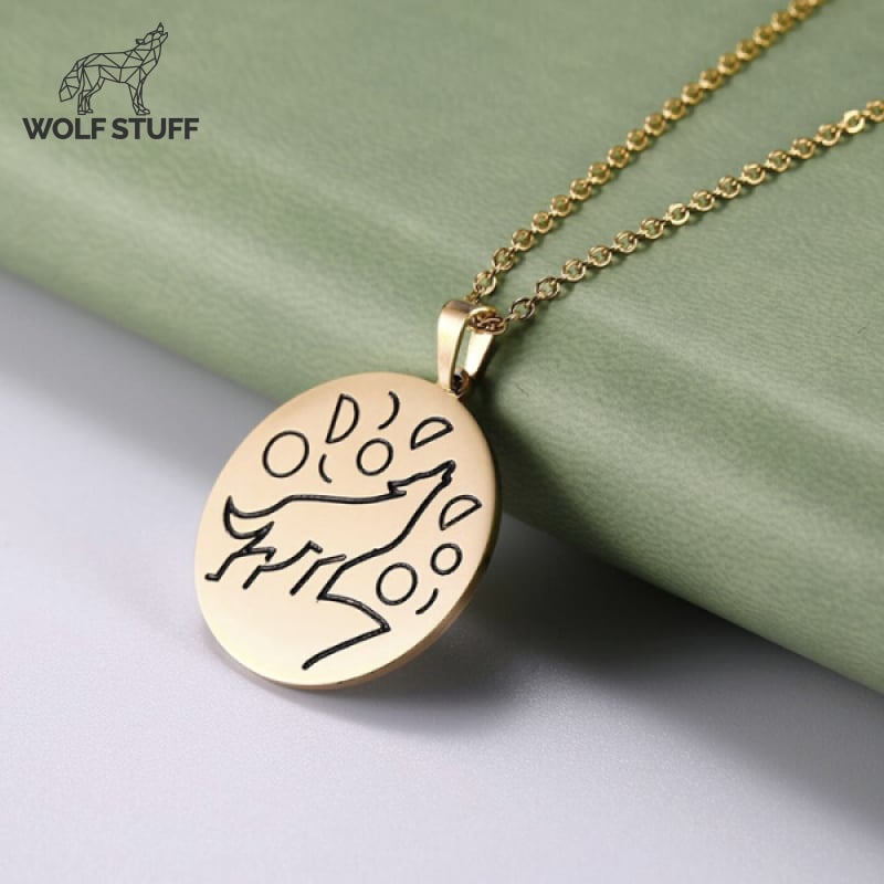 Howling Wolf Pendant Necklace