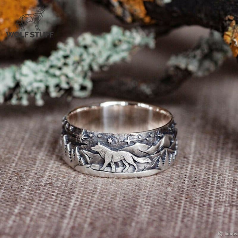 Vintage Wolf Ring