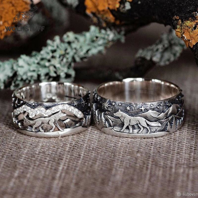 Vintage Wolf Ring