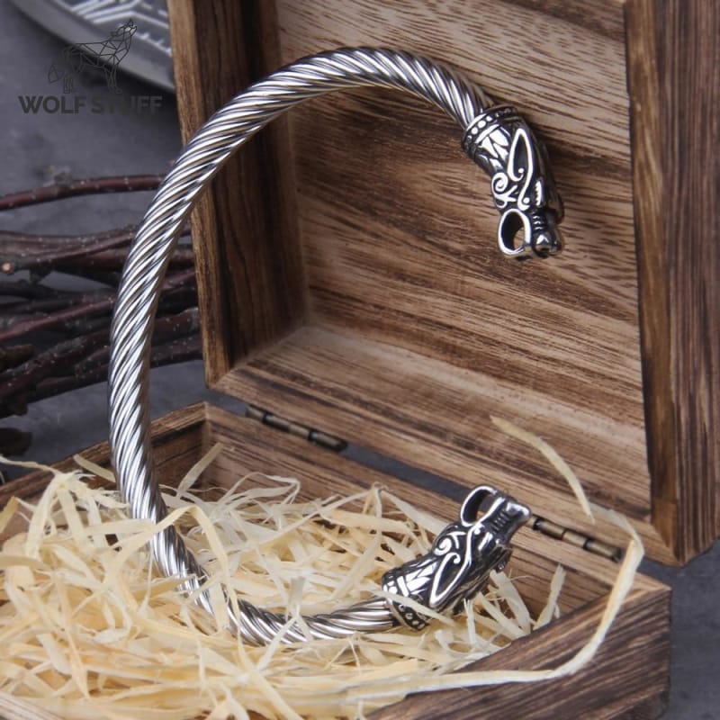 Wolf Bangle