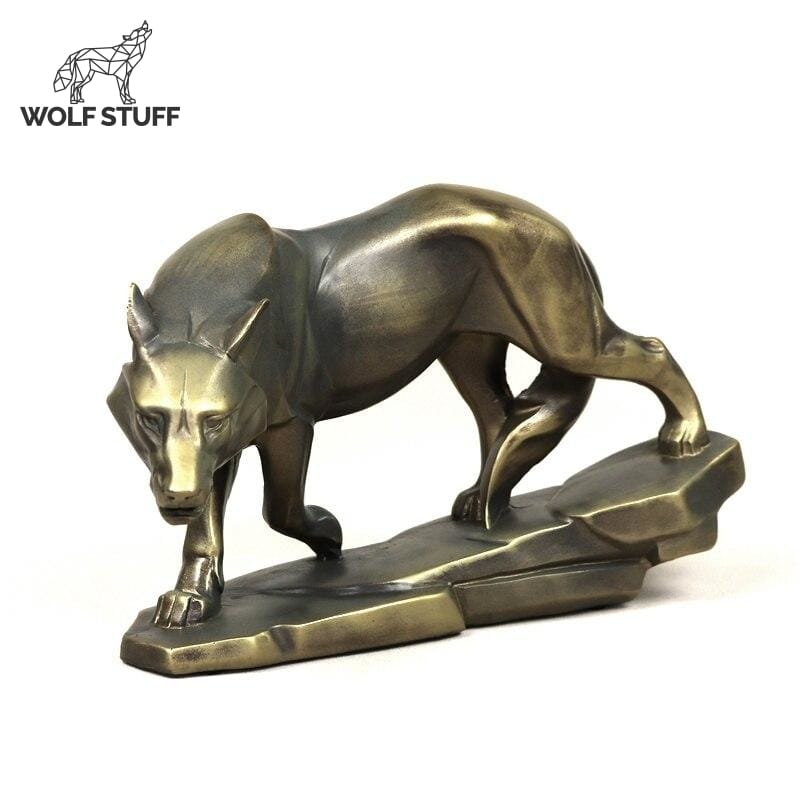 Wolf bronze statue