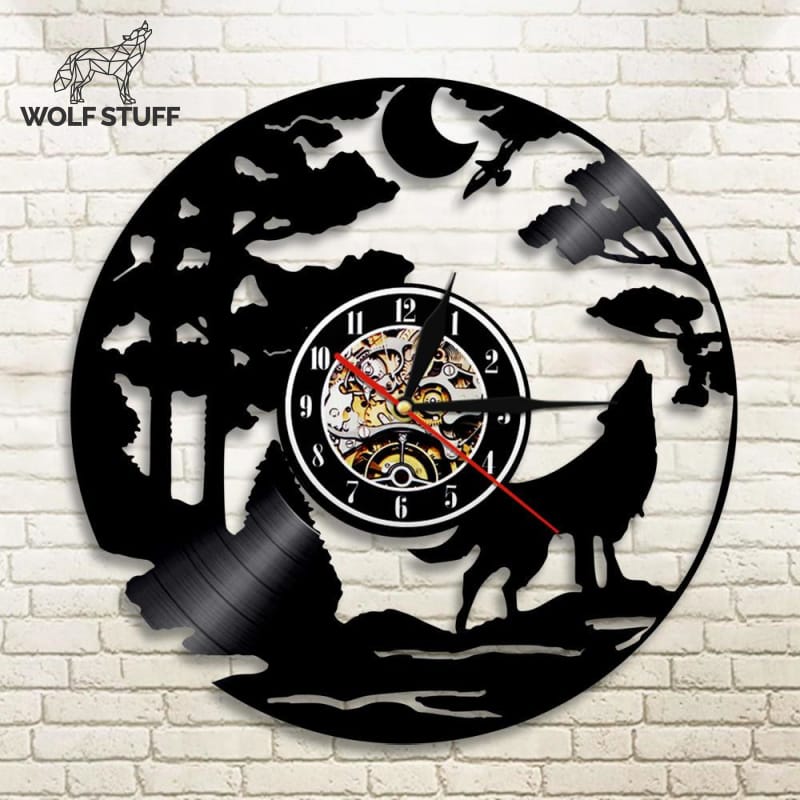 Wolf Clock That Howls