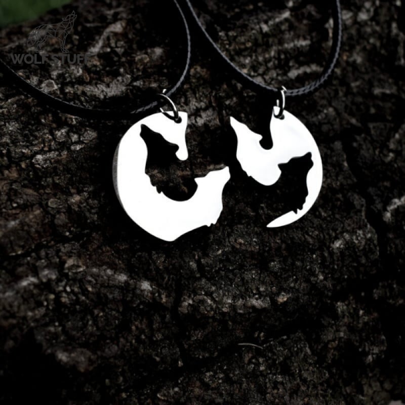 Wolf Couple Necklace