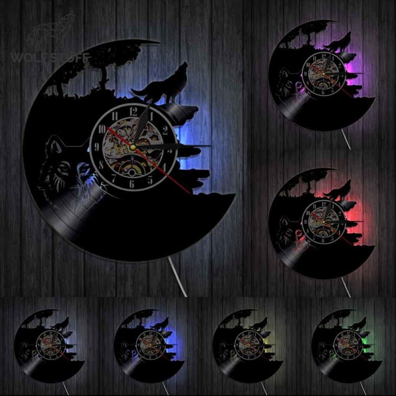 Wolf Designs Clock