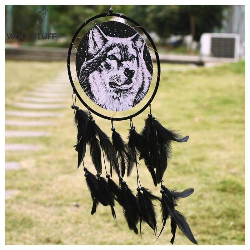 Wolf dream catcher silhouette