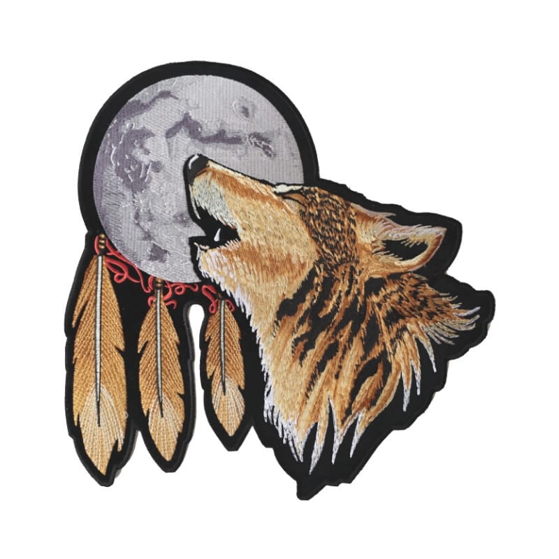 Wolf embroidered patch