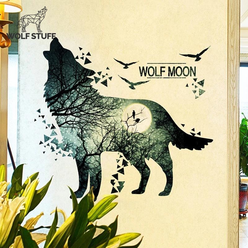 Wolf howling decal