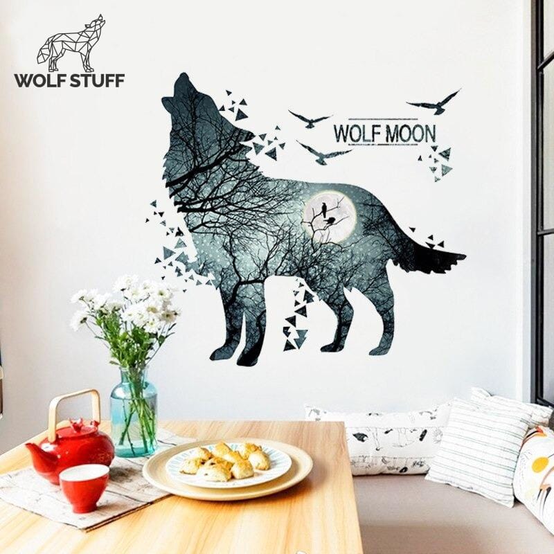 Wolf howling decal