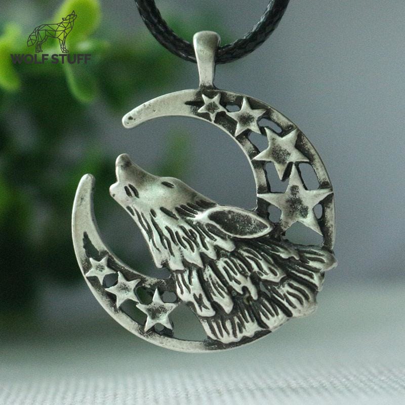 Wolf Howling Necklace