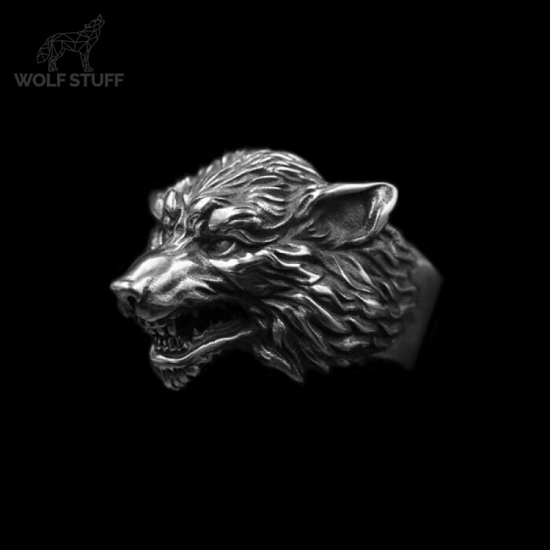 Gothic Wolf Ring