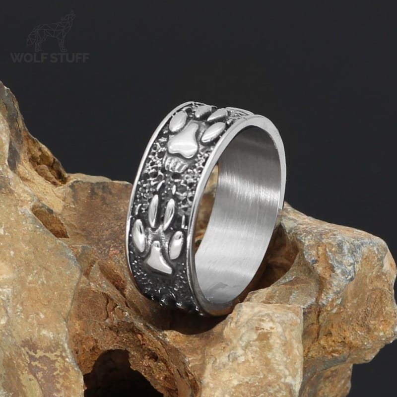Old Wolf Ring