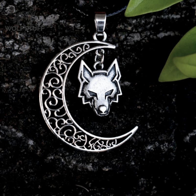 Vintage Wolf Necklace