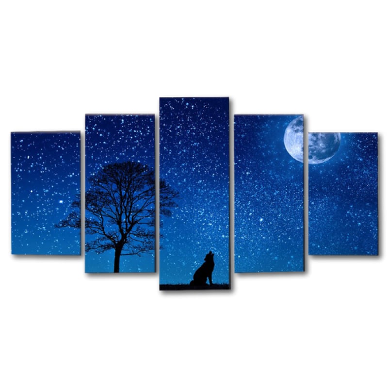 Wolf howling at the moon painting