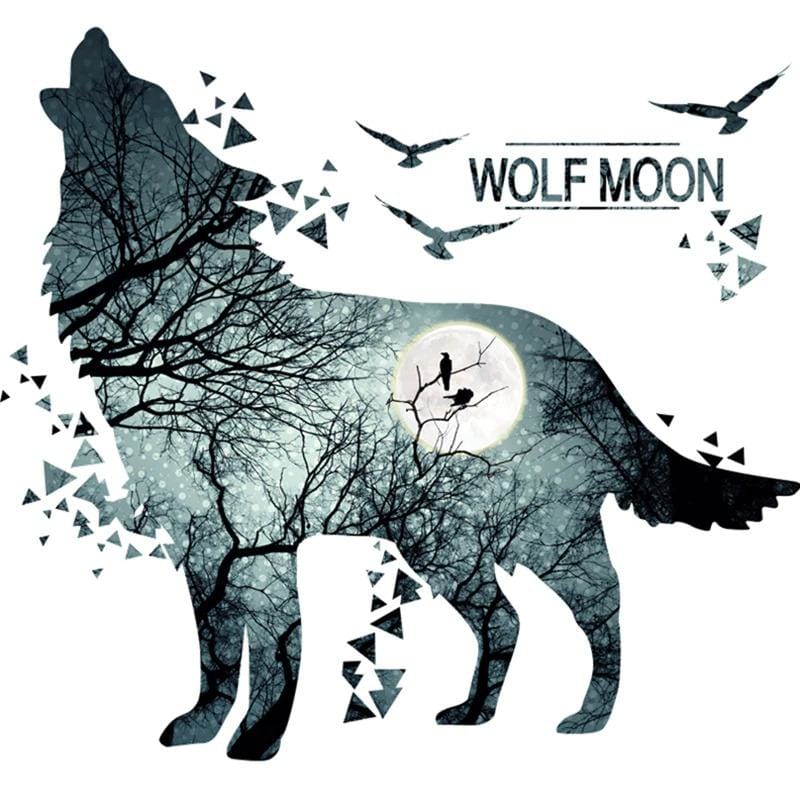 Wolf howling decal